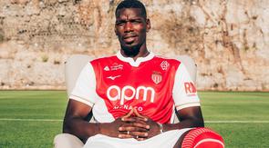 Paul Pogba saat diperkenalkan sebagai pemain Monaco. (X/Monaco)