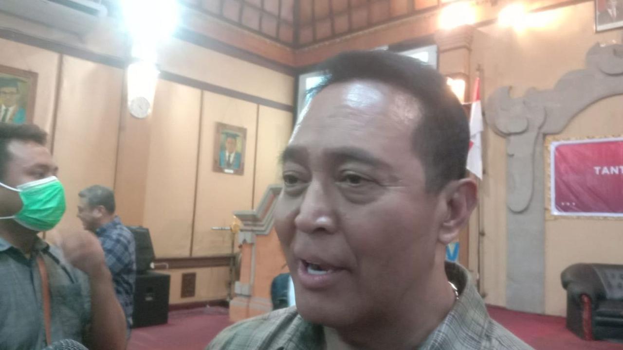 Bahkan, Demokrat sendiri juga belum mengumumkan akan bergabung dengan koalisi mana.&nbsp;