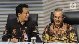 Nawawi Pomolango didampingi para pimpinan KPK, diantaranya Johanes Tanak, Alexander Marwata, dan Nurul Gufron. (Liputan6.com/Angga Yuniar)