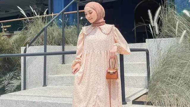 Inspirasi baju lebaran 2025 untuk remaja (credit: instagram/liza.rosalita)
