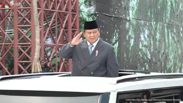 Presiden Prabowo Subianto menghadiri pembukaan Indo Defence Expo and Forum di Jiexpo Kemayoran Jakarta, Rabu (11/6/2025).