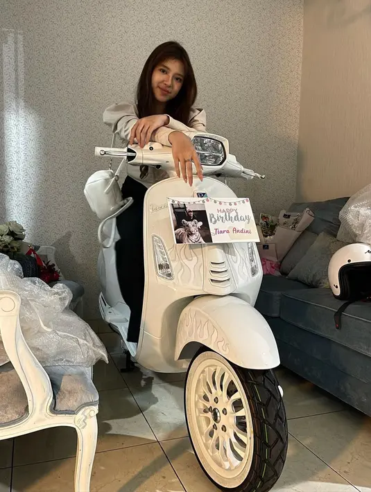 (Instagram/tiaraandini)