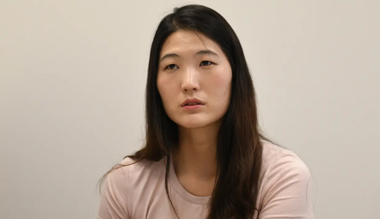 Kim Eun-hee saat wawancara dengan AFP di Seoul 29 Mei 2018. Kim mengungkapkan pemerkosaan yang dilakukan pelatih tenisnya saat dirinya masih berumur 10 tahun dan pemerkosaan berlangsung selama dua tahun. (AFP Photo/Jung Yeon-je)