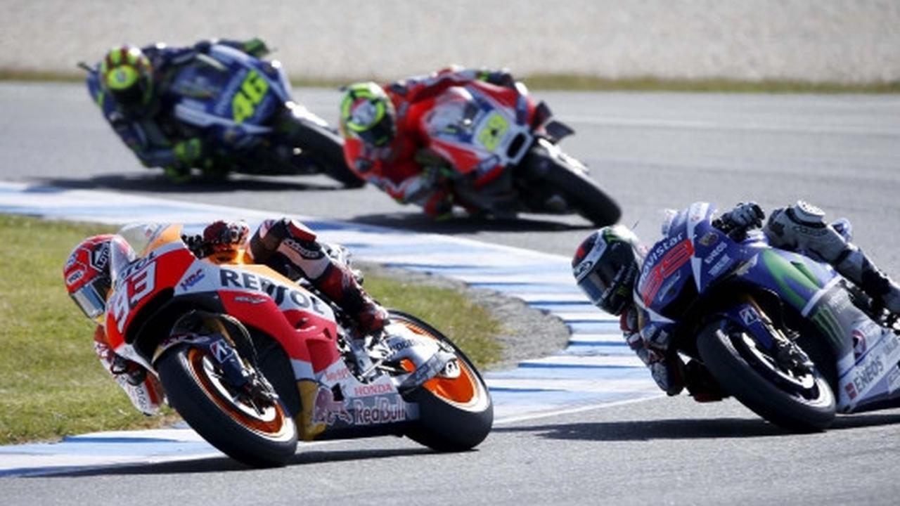 Duel sengit Marquez dan Lorenzo di sirkuit Phillip Island