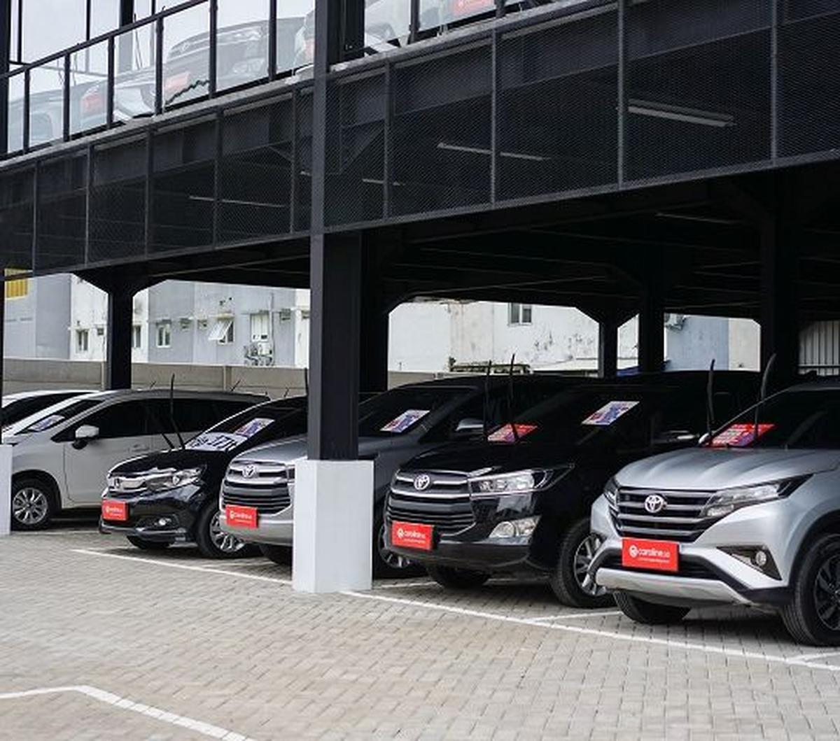 Membeli mobil bekas zaman now gampang-gampang susah.  Gampang karena diler mobil bekas makin banyak. Tapi juga susah, pilihan semakin beragam sehingga potensi mendapat mobil bekas rusak juga tinggi.

Caroline.id, platform mobil bekas, menawarkan pengala