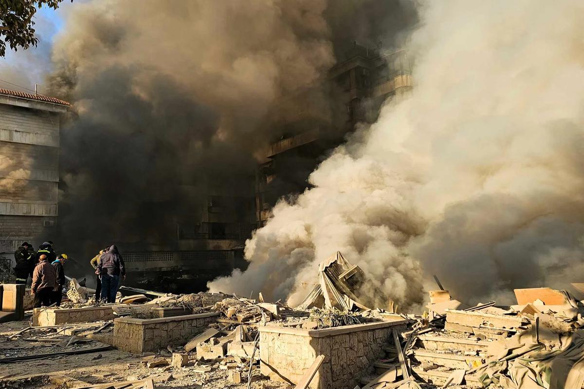 FOTO: Serangan Udara Israel Kembali Guncang Beirut Selatan