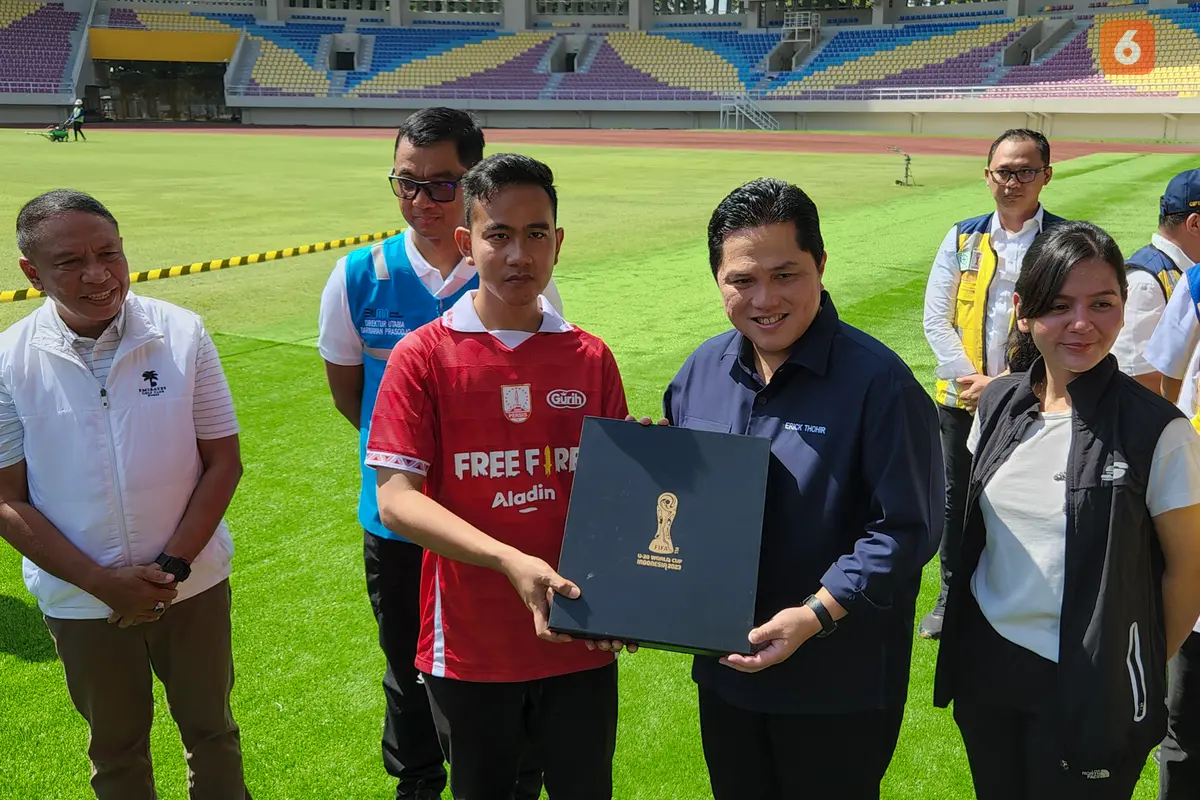 Foto: Tour de Stadium Erick Thohir ke Stadion Manahan, Layak Jadi Venue Final dan Penutupan Piala Dunia U-20 2023