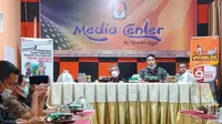 KPU Mamuju saat menerima kunjungan Anggota DPD Almalik Pababari (Foto: Liputan6.com/Istimewa)