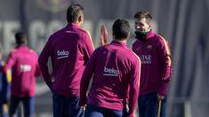 Real Madrid akan melawat ke Camp Nou untuk menghadapi Barcelona dalam lanjutan La Liga pekan ke-31, Minggu (3/4/2016) dini hari WIB. Berikut persiapan mereka jelang duel klasik dua raksasa Spanyol tersebut.