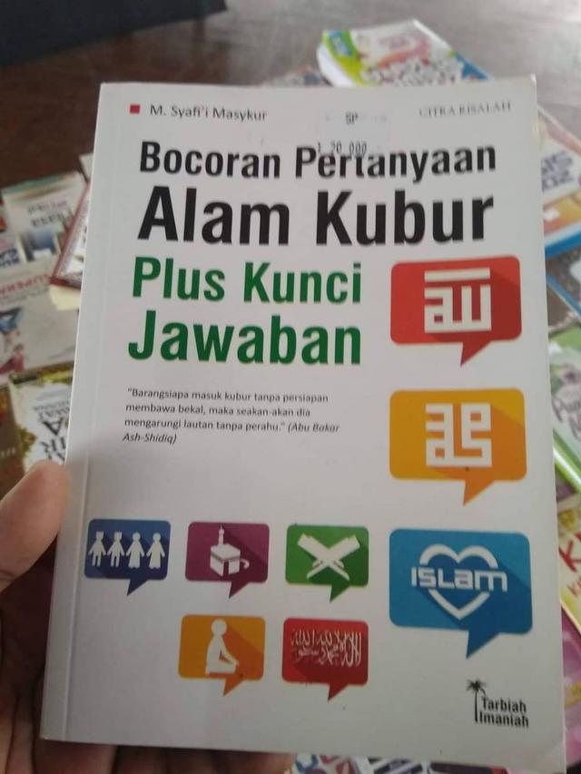 judul buku nyeleneh