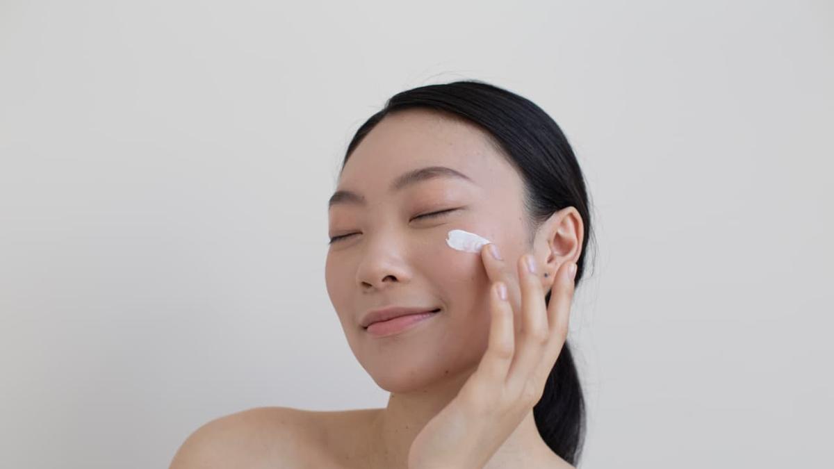 Sunscreen Mineral atau Chemical, Mana yang Lebih Efektif Melindungi Kulit?