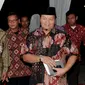 Mantan Presiden PKS Hidayat Nur Wahid mengatakan kepada wartawan menyerahkan sepenuhnya kepada Dewan Syuro PKS perihal siapa yang menjadi Capres dari PKS (Liputan6.com/Helmi Fithriansyah)
