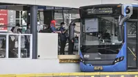 Jaklingko Berlakukan Sistem 1 Kartu 1 Penumpang untuk Naik Transjakarta