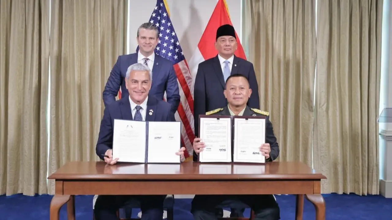 Menteri Pertahanan (Menhan) Sjafrie Sjamsoeddin bertemu dengan Menteri Pertahanan Amerika Serikat, Pete Hegseth, di Pentagon, Washington D.C.