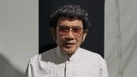 Raja Dangdut Rhoma Irama jadi imam dan khatib salat Jumat di Pestapora 2025. Ia menyampaikan khotbah tentang amanat kepemimpinan dan Maulid Nabi. (Foto: Dok. Instagram @pestapora)
