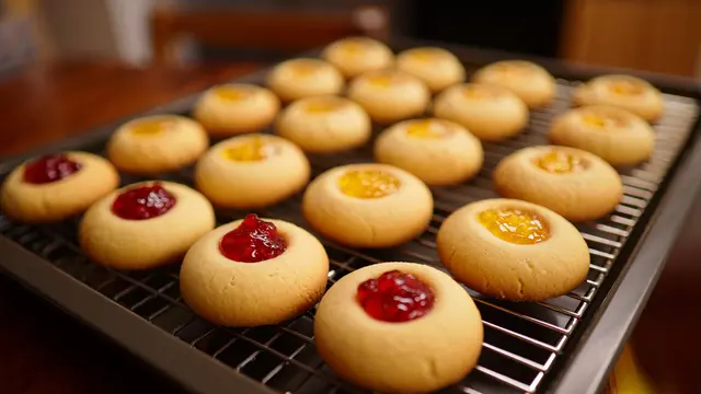 Thumbprint Cookies Selai (Foto: Reve Art AI)