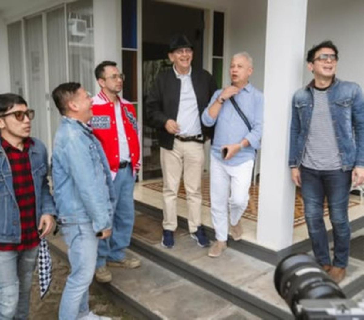 Perjalanan The Dudas Minus One ke Salatiga, Kunjungi Kampung Halaman Artis Dua Generasi Roy dan Gading Marten