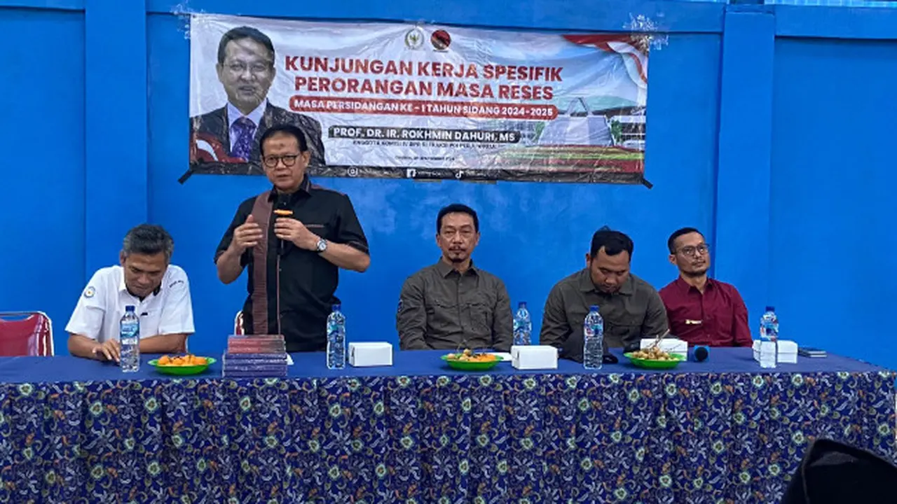 Soroti Praktek Ijon Hingga Bawa Kabar Baik, Cerita Rokhminn Dahuri Bertemu Petambak Garam Cirebon