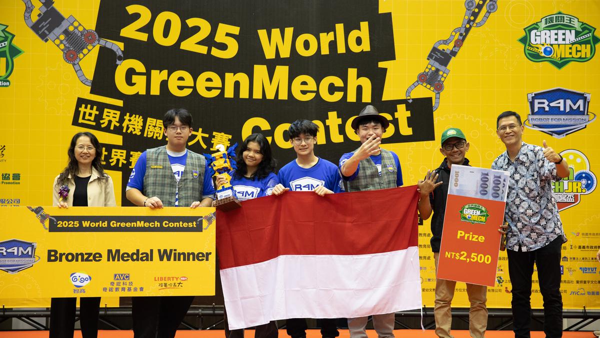 Kisah Siswa SMAK 4 Penabur Raih Perunggu di Ajang The World GreenMech Robotics Competition 2025