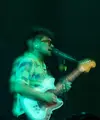 Kunto Aji di konser "Perjalanan Menawar Racun" di Jakarta, Kamis (22/8/2024). [Foto: Adrian Putra Fimela]
