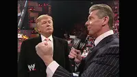 Donald Trump beraksi di WWE