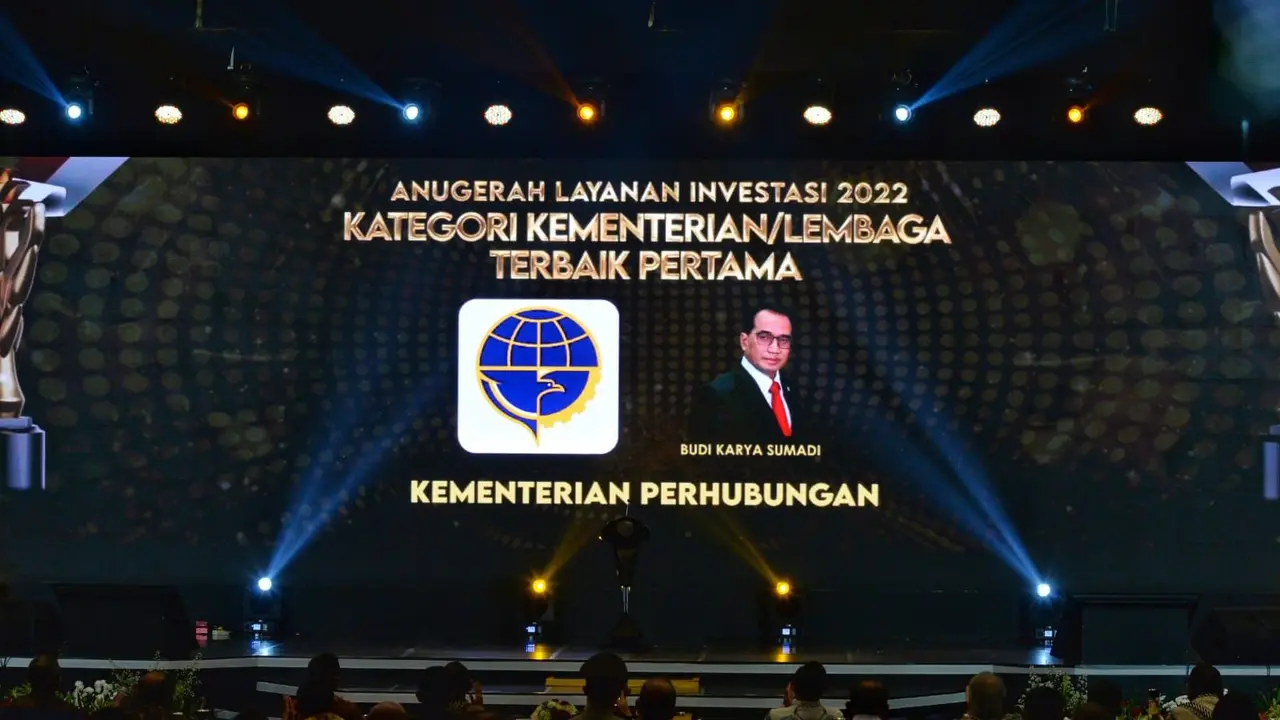 Kementerian Perhubungan meraih peringkat terbaik dalam Anugerah Layanan Investasi (ALI) 2022 yang diselenggarakan Kementerian Investasi/BKPM.