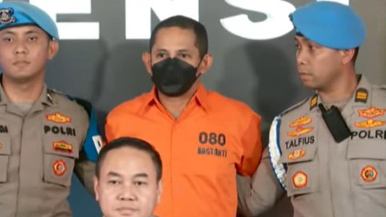 Kronologi Terbongkarnya Kasus Pencabulan dan Narkoba Eks Kapolres Ngada AKBP Fajar Widyadharma