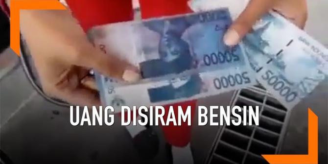 VIDEO: Petugas SPBU Kediri Siram Uang dengan Bensin, Kenapa?