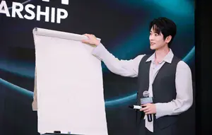 Cheng Lei Bertemu Penggemar Indonesia dan Berbagi  Cerita di Jakarta di iQIYI Starship