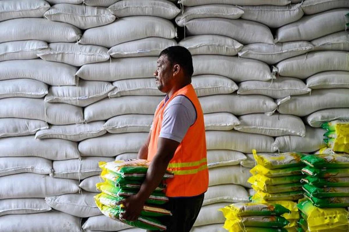 Bansos Beras Lanjut di 2026, 720 Ribu Ton Bakal Disebar untuk 18 Juta Penerima