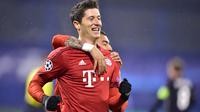 Penyerang Bayern Munchen, Robert Lewandowski, mencetak dua gol dalam kemenangan 2-0 atas Dinamo Zagreb di pertandingan terakhir fase grup Liga Champions, Kamis (10/12/2015) dini hari WIB. (AFP/ANDREJ ISAKOVIC).