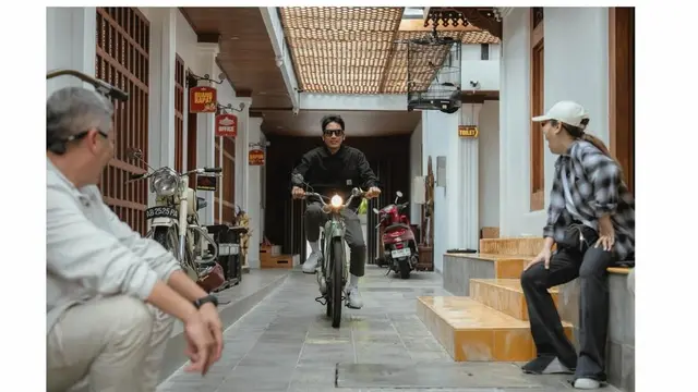 Potret The Dudas Minus One Liburan ke Rumah Soimah