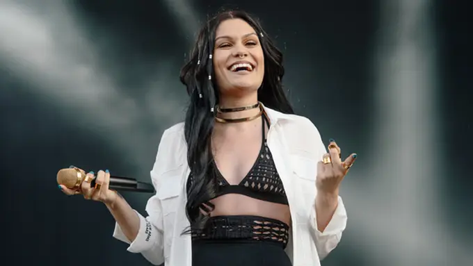 [Bintang] Jessie J