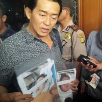 Ayah Wayan Mirna Salihin dalam sidang Jessica Wongso di Pengadilan Negeri Jakarta Pusat (Liputan6.Com/Nafiysul Qodar)