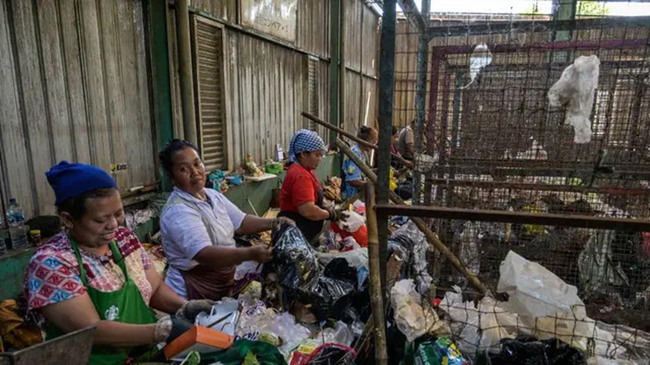 Hasil Riset: Indonesia Penghasil Polusi Plastik Terbesar Ketiga di Dunia