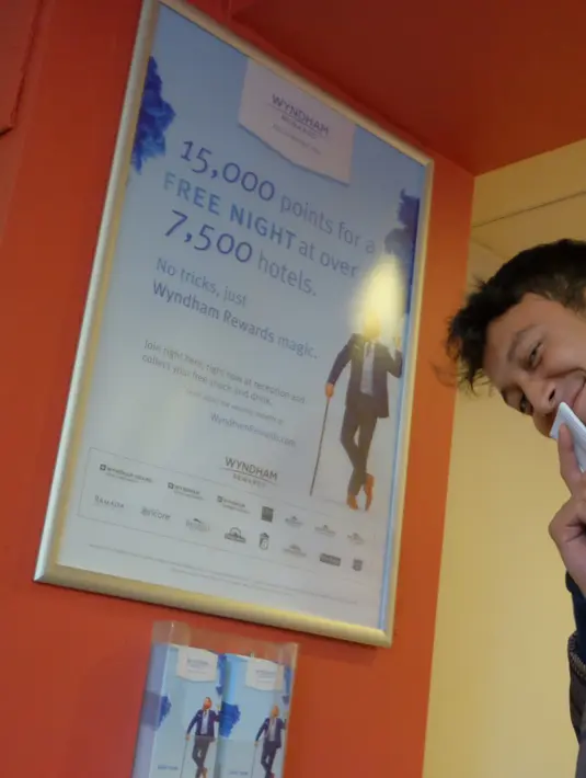 Dimas dari sejak awal memang sengaja menanggil Michelle dengan sebutan Caramel sesuai sesuai dengan karakternya di film London Love Story. (Dok. Screenplay)