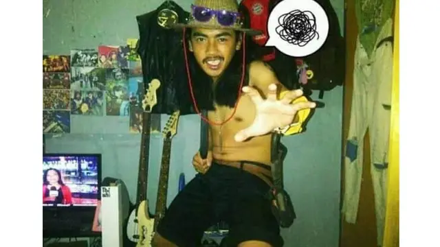 6 Potret Orang Pakai Kostum Anime One Piece di Tempat Umum Ini Kocak