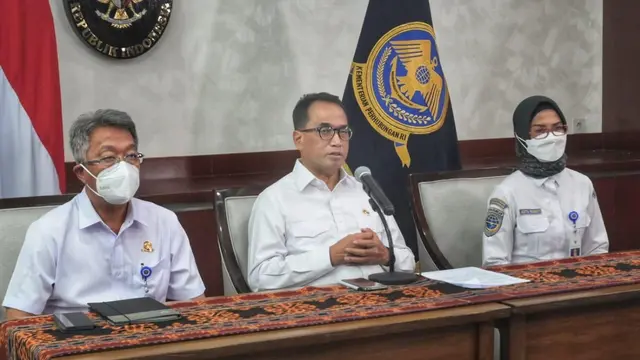 Menteri Perhubungan Budi Karya Sumadi membeberkan langkah yang dilakukan Kemenhub untuk menangani dampak kenaikan harga BBM bagi sektor transportasi. (Dok Kemenhub)
