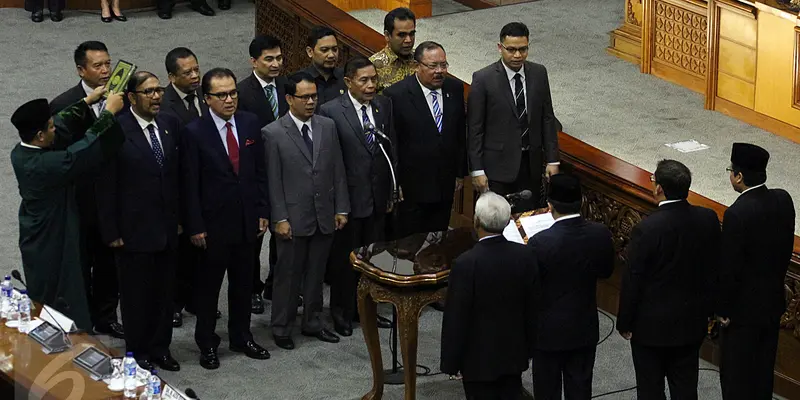 20160126- DPR Lantik Tim Pengawas Intelijen-Jakarta-Johan Tallo