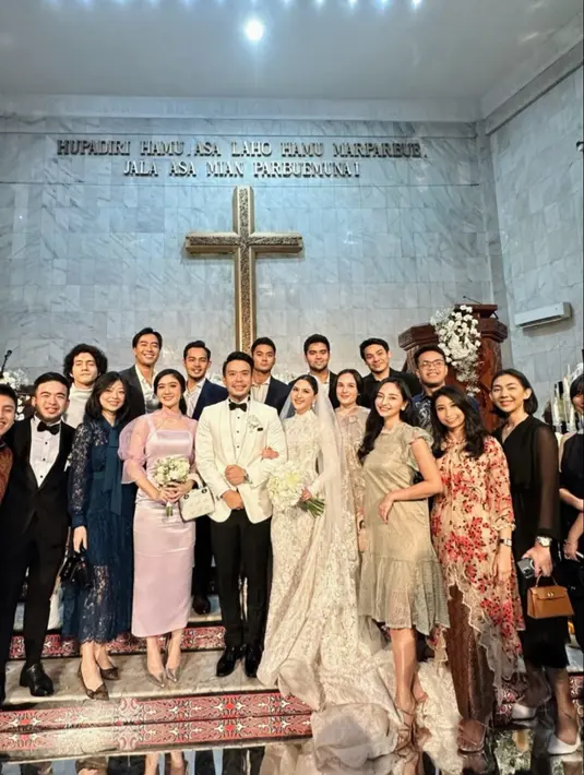 Chelsea Islan juga hadir di pernikahan Jessica Mila [instagram/valtifanka]