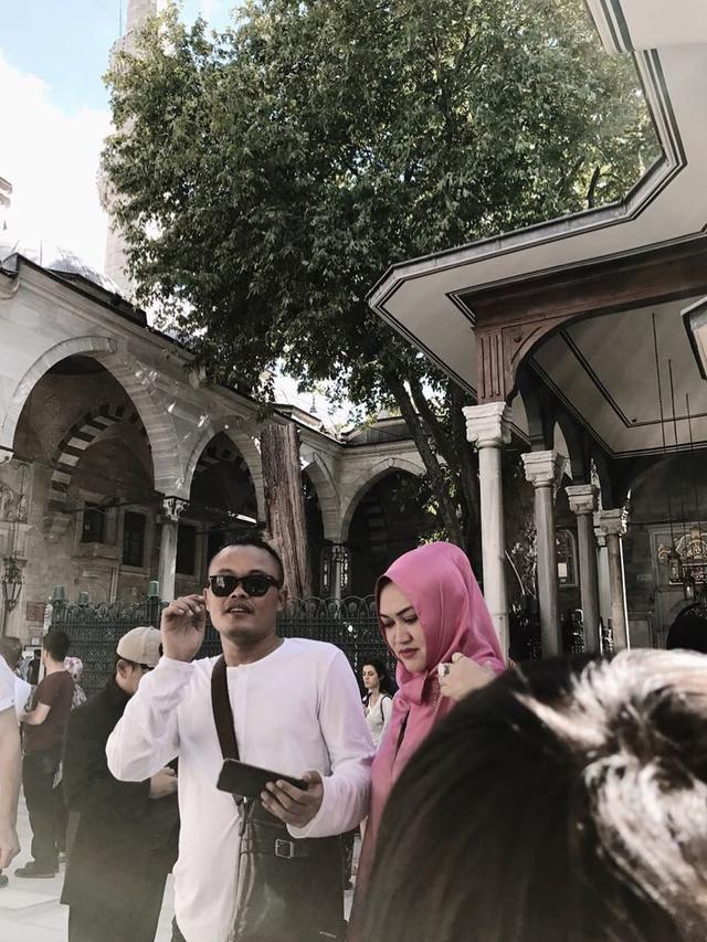 [Bintang] Sule dan Lina