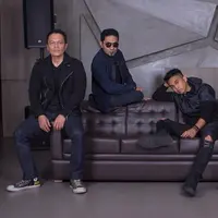 Keluar dari Lyla, Naga kini mengisi kekosongan di posisi vokalis ADA Band. (Instagram ada_indonesia)