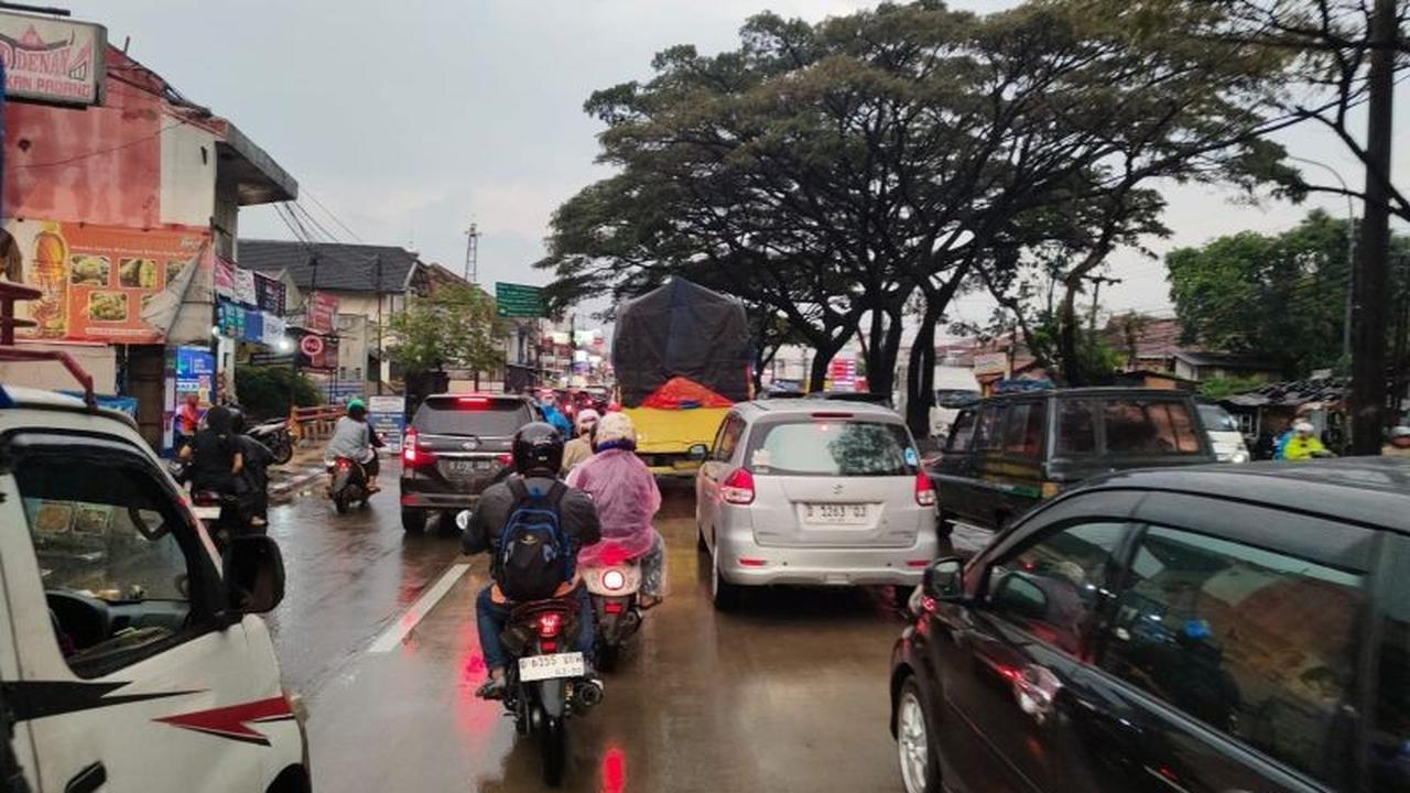 Polisi Imbau Pemudik Waspada Cuaca Ekstrem di Jalur Nagreg Saat Arus Mudik