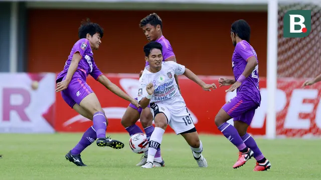 FOTO: Gol Ilija Spasojevic Bawa Bali United sementara Unggul 1-0 atas Persita Tangerang - Kadek Agung