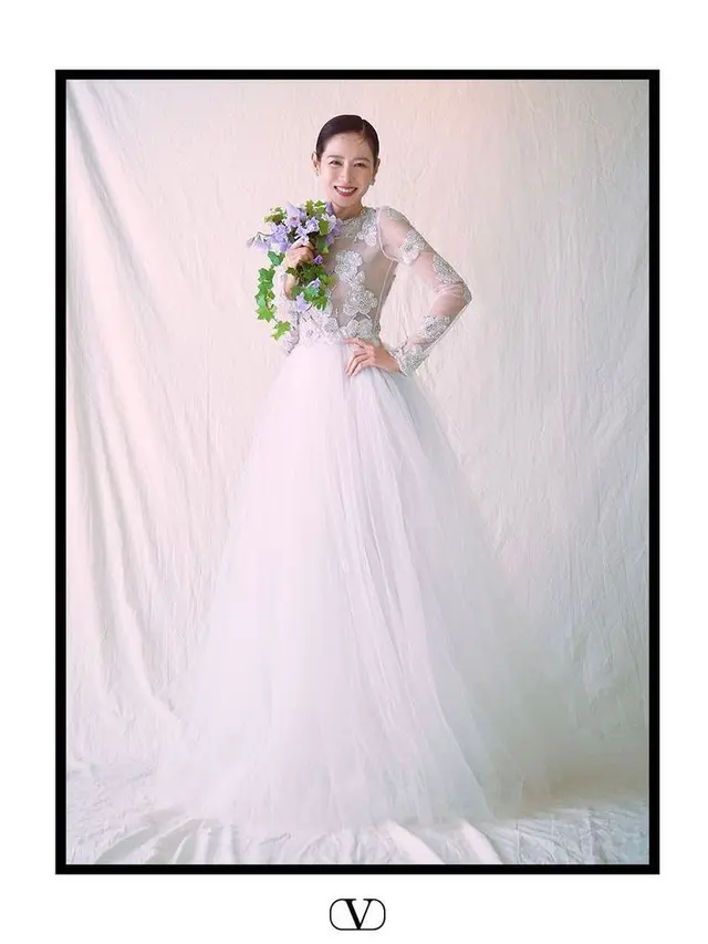 Menikah Hari Ini, Hyun Bin dan Son Ye Jin Tampil Menawan dalam Balutan Busana Serba Putih