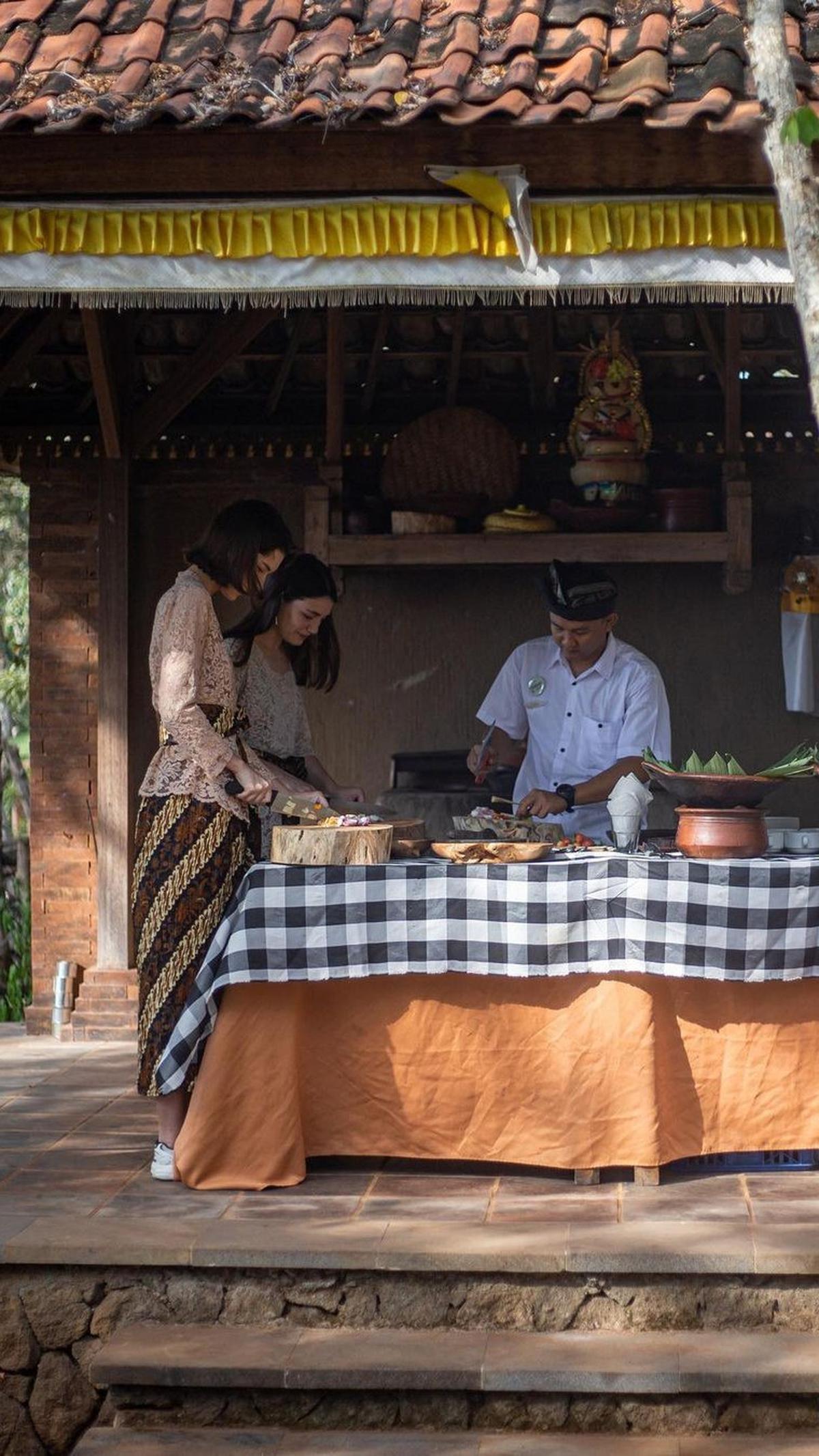 Mengukuhkan Dedikasi Melalui Plataran for the Earth