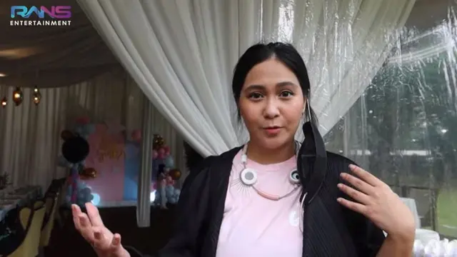 8 Momen Nagita Slavina Ungkap Jenis Kelamin Anak Kedua, Menangis Terharu