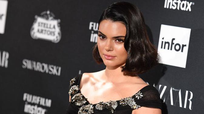 Diisukan Hamil Ini Kondisi Kendall Jenner Yang Sebenarnya News