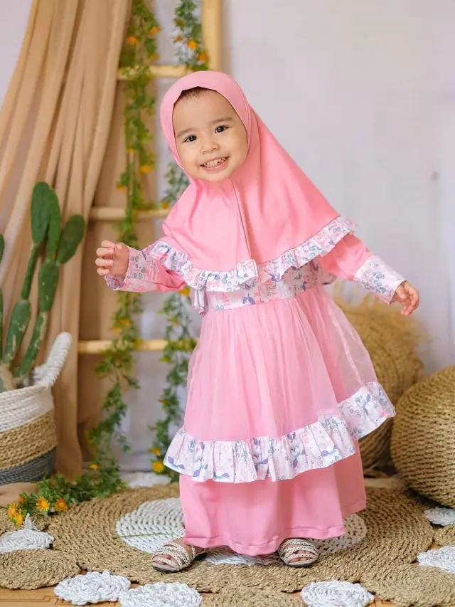 Cara Memilih Baju Muslim untuk Anak Perempuan, Jangan Salah Pilih untuk Lebaran Nanti