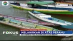Seorang ibu asal Wakatobi melahirkan bayi kembar tiga di atas perahu, lantaran jarak rumah sakit yang terlalu jauh.